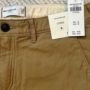 NWT Abercrombie Kids Chinos 17/18 Long; adjustable waist